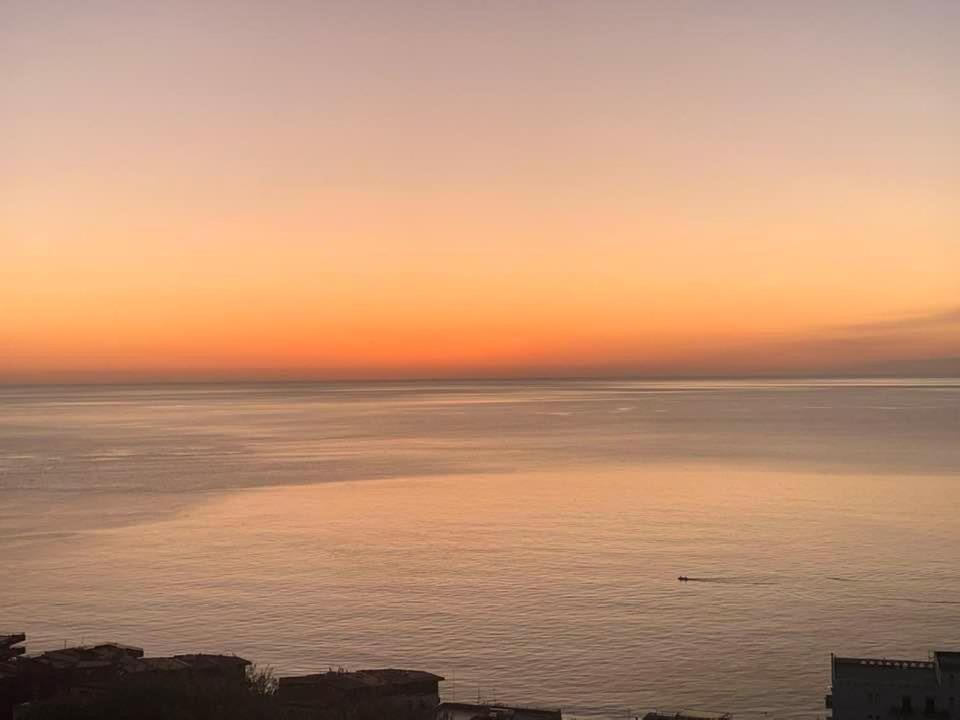 Casa Vacanze Cuzari Lejlighed Letojanni Eksteriør billede